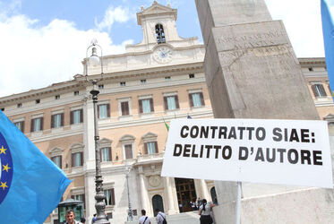 MANIFESTAZIONE LAVORATORI SIAE MANIFESTAZIONE LAVORATORI SIAE