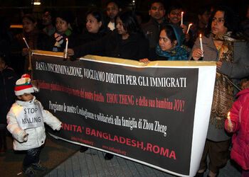 MANIFESTAZIONE POPOLO CINESE MANIFESTAZIONE POPOLO CINESE