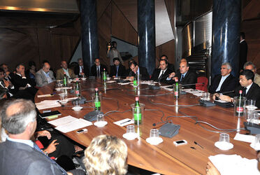 INCONTRO OPPOSIZIONI PARTI SOCIALI