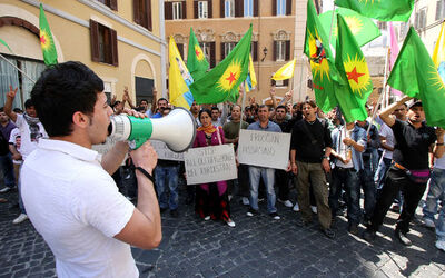 MANIFESTAZIONE POPOLO KURDO MANIFESTAZIONE POPOLO KURDO