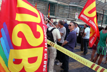 MANIFESTAZIONE USB COBAS