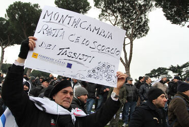 ASSEMBLEA TASSISTI CONTRO LIBERALIZZAZIONI ASSEMBLEA TASSISTI CONTRO LIBERALIZZAZIONI