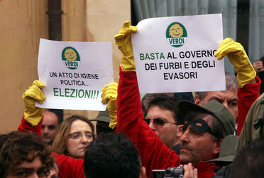 MANIFESTAZIONE VERDI CONTRO BERLUSCONI