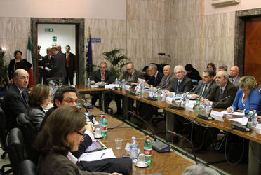 INCONTRO GOVERNO PARTI SOCIALI