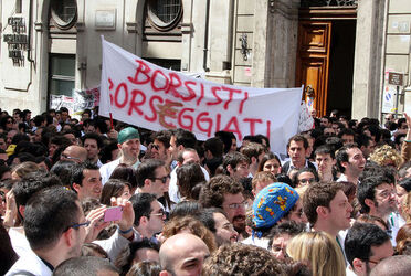 PROTESTA GIOVANI SPECIALIZZANDO CONTRO TASSE BORSE DI STUDIO