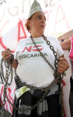 MANIFESTAZIONE CONTRO APERTURA DISCARICA A RIANO MANIFESTAZIONE CONTRO APERTURA DISCARICA A RIANO