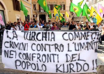 MANIFESTAZIONE POPOLO KURDO MANIFESTAZIONE POPOLO KURDO