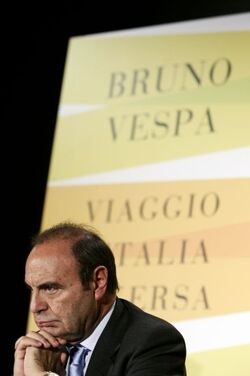 Rome 20th november 2008 Presentazione libro viaggio in un Italia diversa di Bruno Vespa In the picture Bruno Vespa Journalist Author of Book photo by ©AlessandroMeoli StudioFranceschin