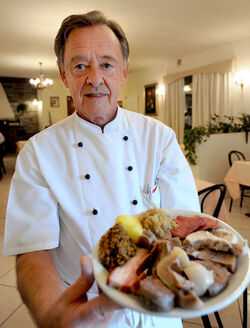 Gnosca Locanda Lessy specialit&agrave; del bollito misto