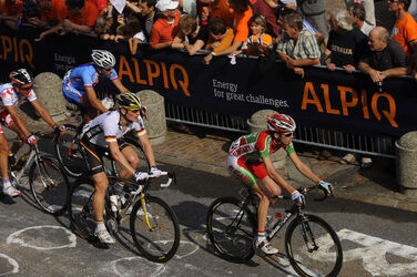 Ciclismo striscione Alpiq