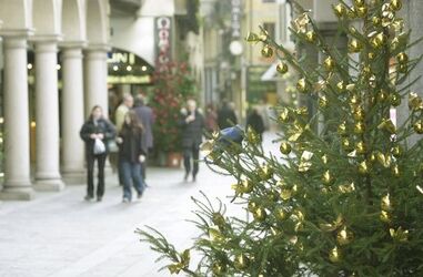 Ticino addobbi natalizi nelle citta
