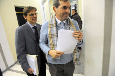 Mendrisio incontro a porte chiuse UNIA e sindacati OCST con il Municipio per trovare una soluzione alla sicurezza dipendenti FoxTown