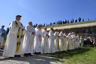 Motto Bartola Messa Cardinale Severino poletto