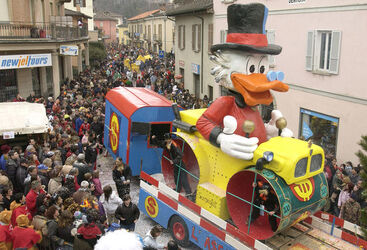 Tesserete corteo carnevale Or Penagin