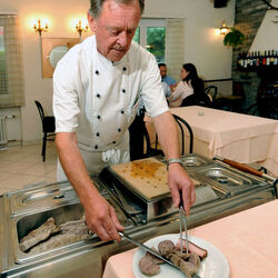 Gnosca Locanda Lessy specialit&agrave; del bollito misto
