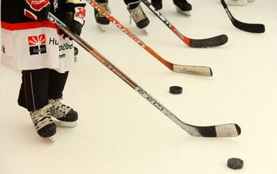 Hockey Presentazione pista sintetica