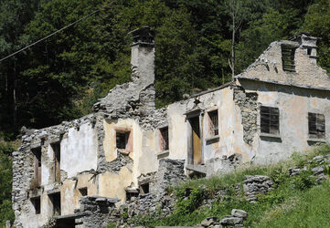 Crana casa in rovina rovine