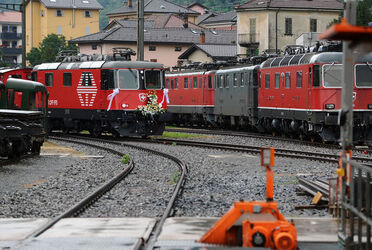 Bellinzona presentazione locomotiva Re420 ammodernata Bellinzona presentazione locomotiva Re420 ammodernata