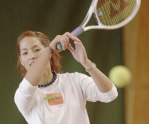 Personaggio Tina Schmassmann tennista