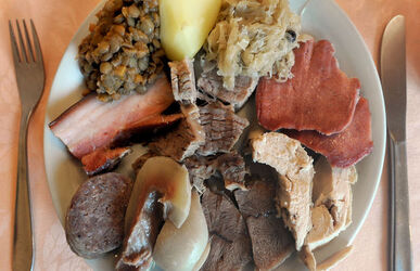 Gnosca Locanda Lessy specialit&agrave; del bollito misto