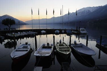 Ascona vecchio porto al tramonto