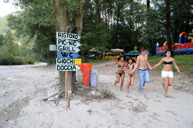Arbedo strutture alla spiaggetta della McJoe Sagl