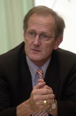 Bellinzona Joseph Deiss incontra la stampa ticinese