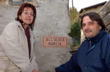 Carena restauro targhe inaugurazione