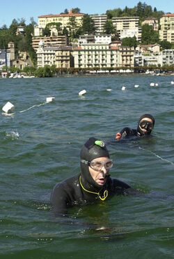 Record mondiale apnea Gaspare Battaglia tenta i 72 metri