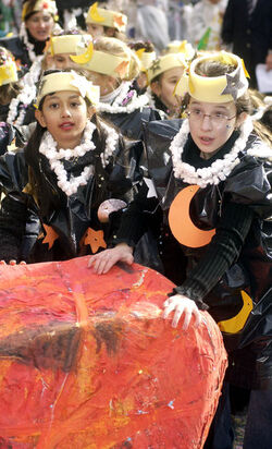 Biasca corteo bambini Carnevale Re Naregna