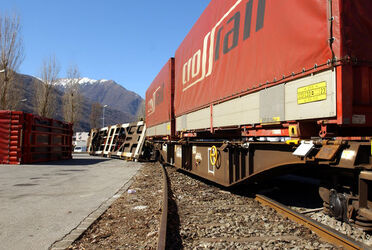 Cadenazzo incidente ferroviario deragliamento