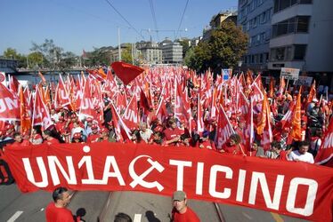 Zurigo treno speciale manifestazione UNIA OCST