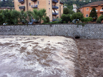 Maslianico Italia inquinamento fiume Breggia