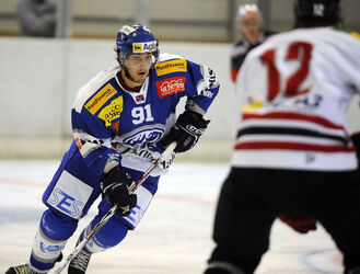 Hockey Julian Walker