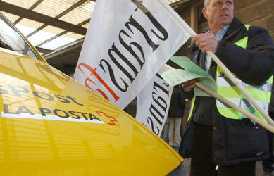 Ticino manifestazione Carovana dei Postini