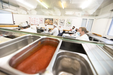 Lugano corso di preparazione per il diploma di pizzaiolo Lugano corso di preparazione per il diploma di pizzaiolo
