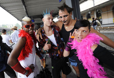Lugano treno speciale Street Parade Lugano treno speciale Street Parade