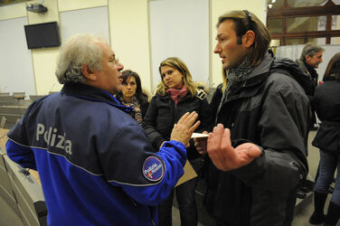 Mendrisio incontro a porte chiuse UNIA e sindacati OCST con il Municipio per trovare una soluzione alla sicurezza dipendenti FoxTown