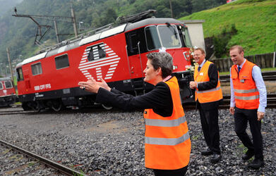 Bellinzona presentazione locomotiva Re420 ammodernata Bellinzona presentazione locomotiva Re420 ammodernata