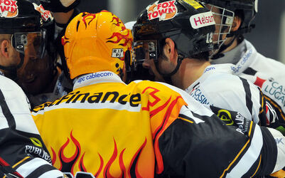 Hockey commemorazione Peter Jaks