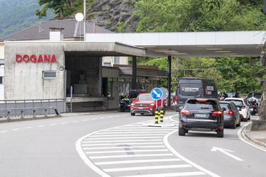 Brissago vedute e scorci dogana italosvizzera