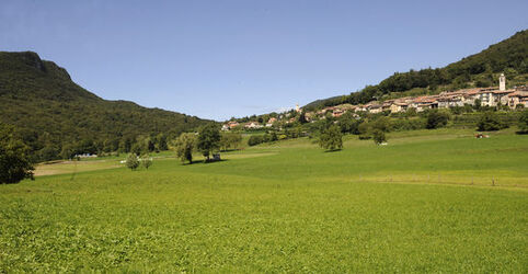 Meride paese e Monte San Giorgio