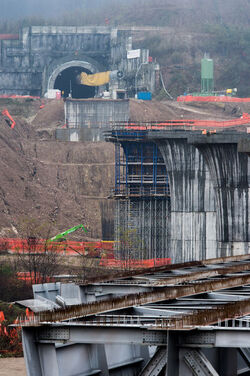 Viggiù cantieri fermi nuova linea ferroviaria Stabio Arcisate Viggiù cantieri fermi nuova linea ferroviaria Stabio Arcisate