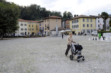 Caslano Piazza Lago