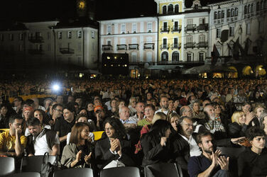 Locarno pubblico in Piazza Grande