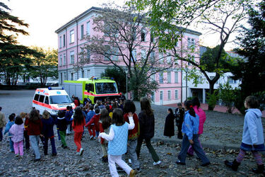 Bellinzona esercitazione evacuazione scuole Bellinzona esercitazione evacuazione scuole