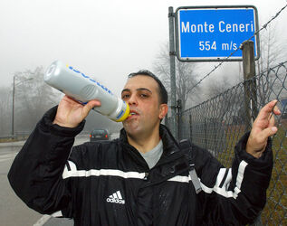 Beppe Gidari a piedi da Lugano a Bellinzona