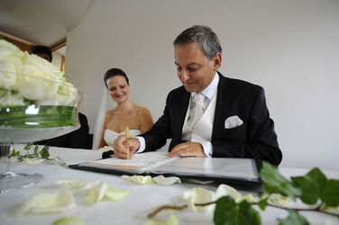 Santa Maria Calanca matrimonio sindaco Brenno Martignoni e Stefania Polti Santa Maria Calanca matrimonio sindaco Brenno Martignoni e Stefania Polti