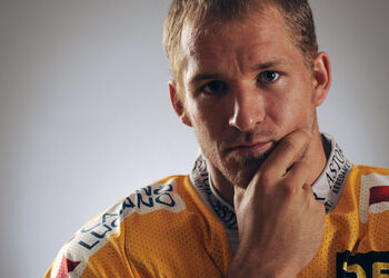 Hockey Steve Hirschi