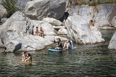 Tegna pozzo di Tegna turismo estivo assembramenti